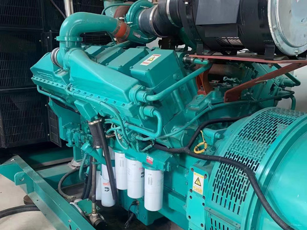 湘潭更换100kW柴油发电机组机油时，需要注意哪些事项？